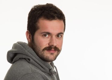 portrait, male, pose, beard, whiskers, youth, natural, eyes, eyebrow, nose, hair, view, handsome, person, people, man, adult, cute, model